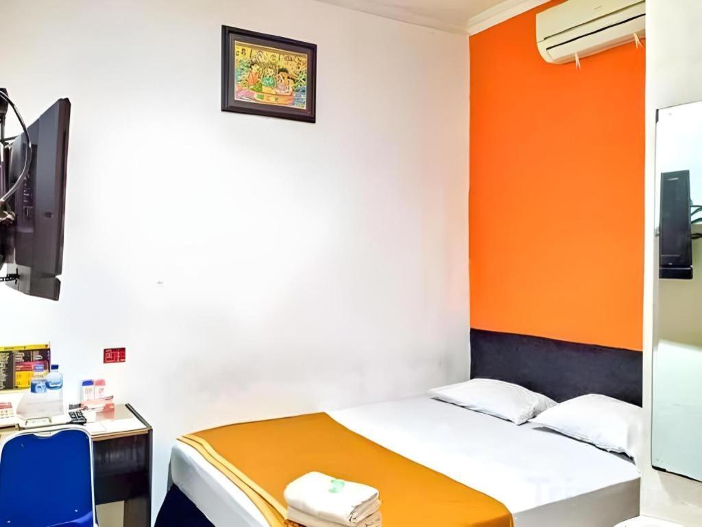 Mira Hotel Banjarmasin  Extérieur photo